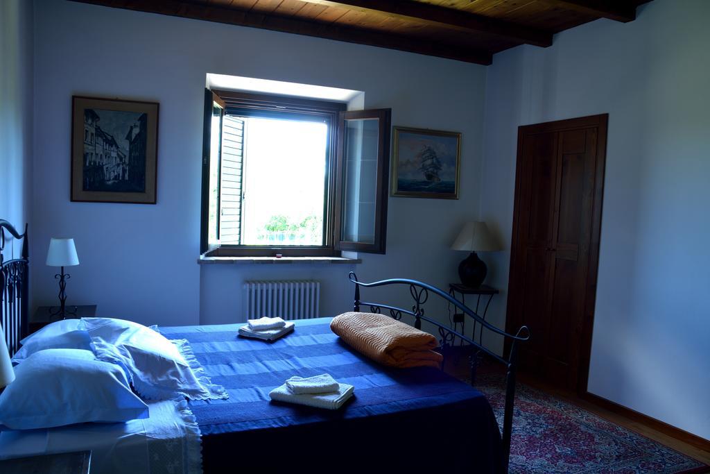 La Confluenza Casa Vacanze Apartment Osimo Room photo